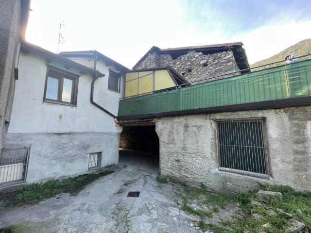 Casa indipendente in vendita a Talamona SO