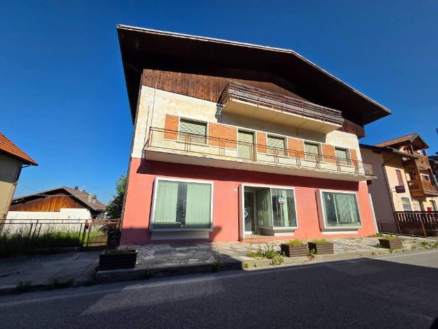 Casa indipendente in vendita a Tambre BL