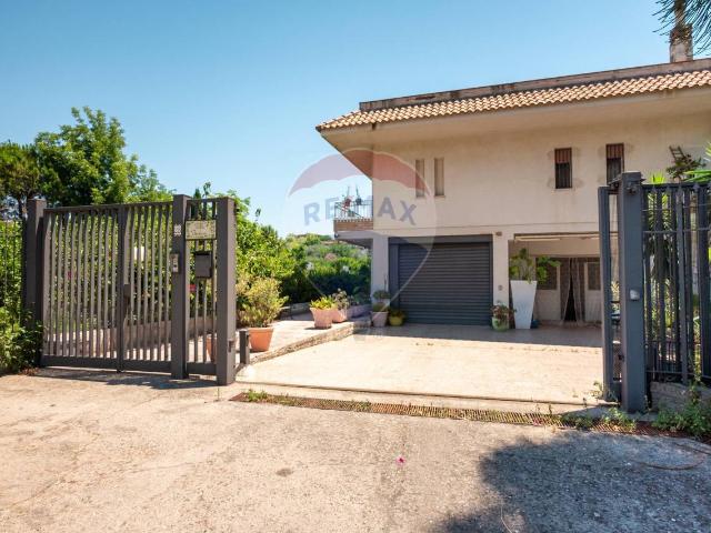 Casa indipendente in vendita a Taormina