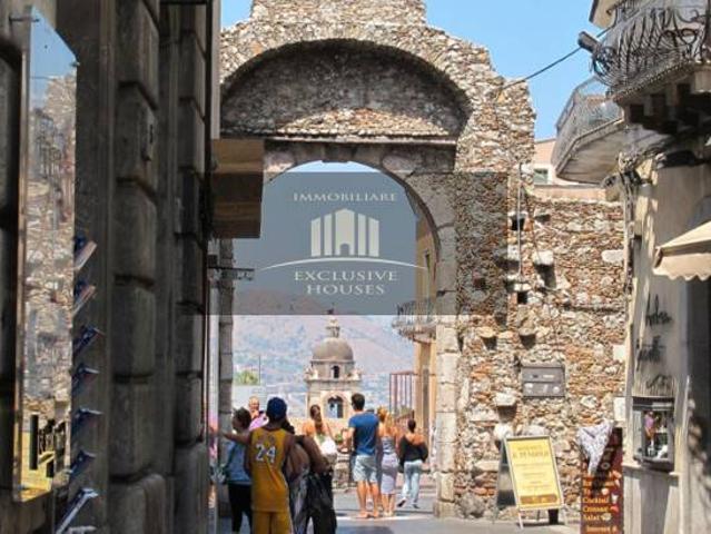 Casa indipendente in vendita a Taormina, Centro
