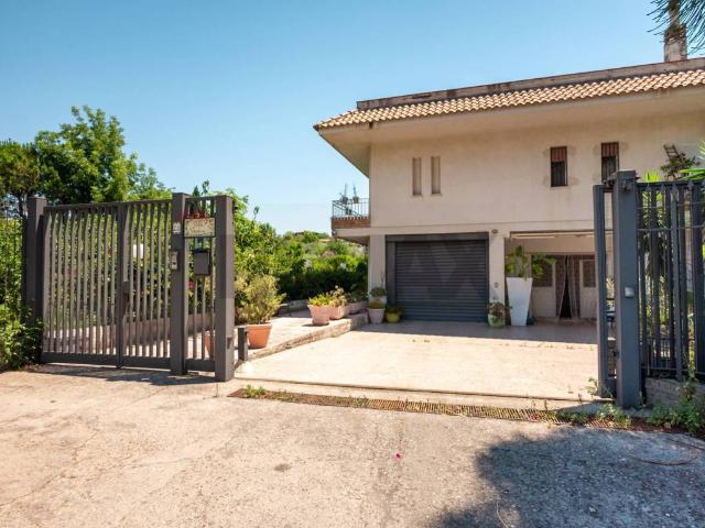 Casa indipendente in vendita a Taormina ME
