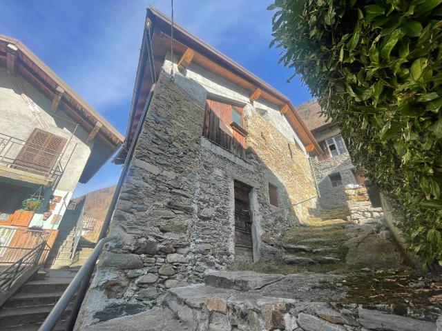 Casa indipendente in vendita a Tartano SO
