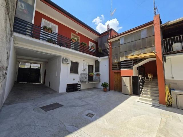 Casa indipendente in vendita a Teverola CE