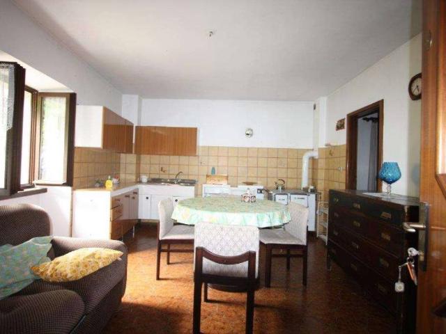 Casa indipendente in vendita a Tenno TN