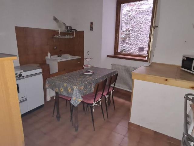 Casa indipendente in vendita a Tenno TN