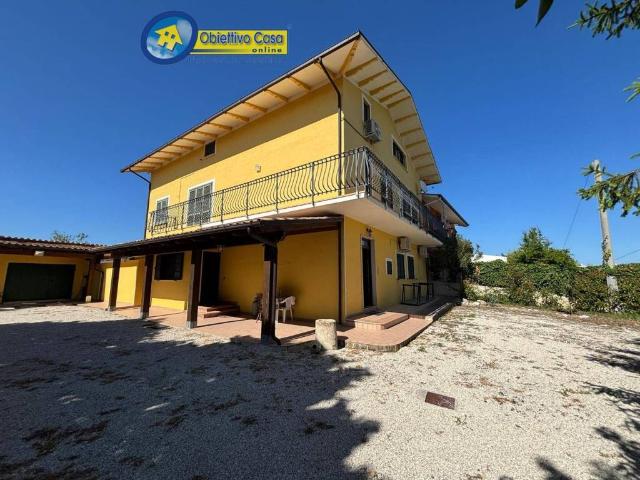 Casa indipendente in vendita a Teramo TE