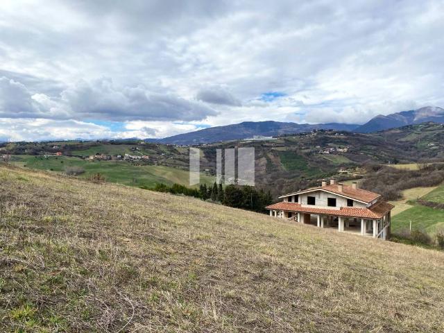 Casa indipendente in vendita a Teramo TE