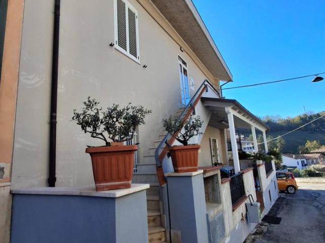 Casa indipendente in vendita a Teramo