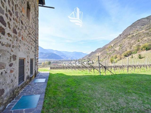 Casa indipendente in vendita a Terlano BZ