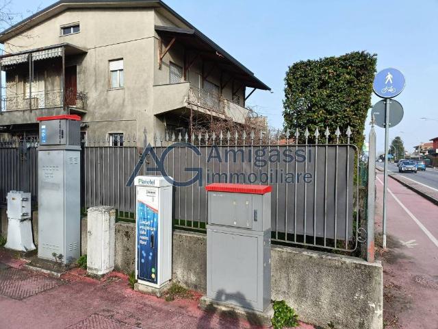 Casa indipendente in vendita a Terno d'Isola BG