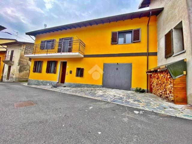 Casa indipendente in vendita a Ternate VA
