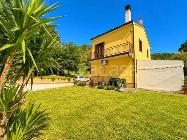 Casa indipendente in vendita a Terni, Cesure Valenza