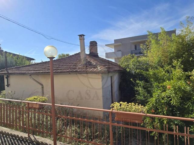 Casa indipendente in vendita a Terni TR