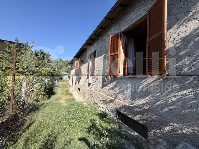 Casa indipendente in vendita a Terni TR