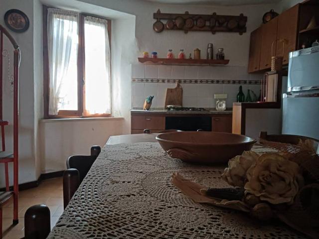 Casa indipendente in vendita a Terni TR
