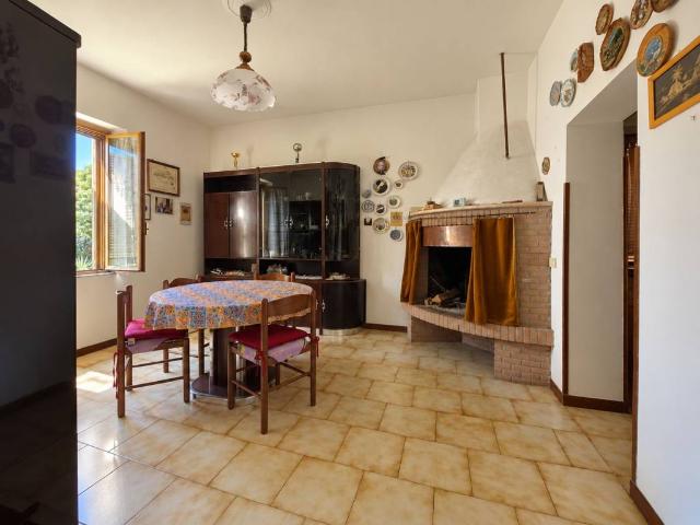 Casa indipendente in vendita a Terni TR