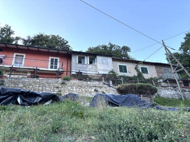Casa indipendente in vendita a Terni TR