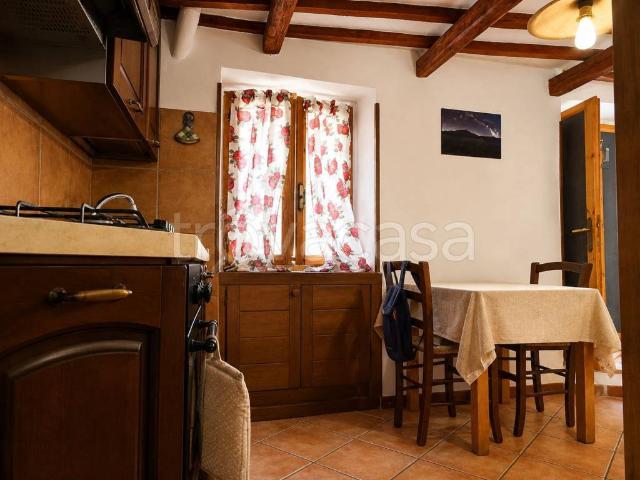 Casa indipendente in vendita a Terni via Felice Cavallotti, Papigno Miranda