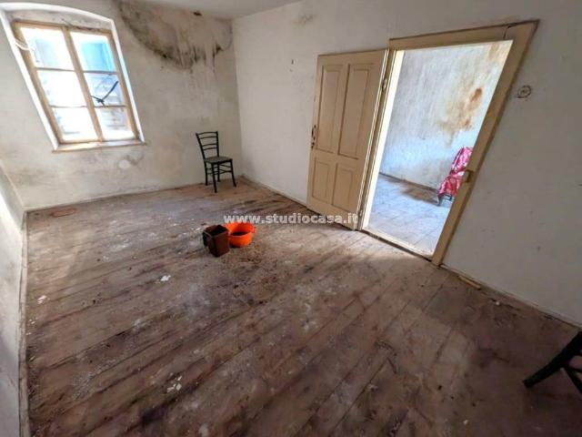 Casa indipendente in vendita a Terragnolo TN