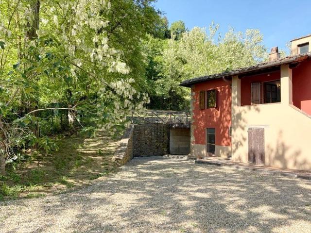 Casa indipendente in vendita a Terranuova Bracciolini AR