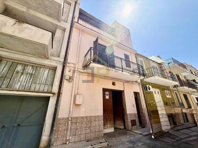Casa indipendente in vendita a Terrasini PA