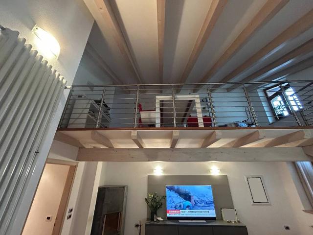 Casa indipendente in vendita a Terre d'Adige TN