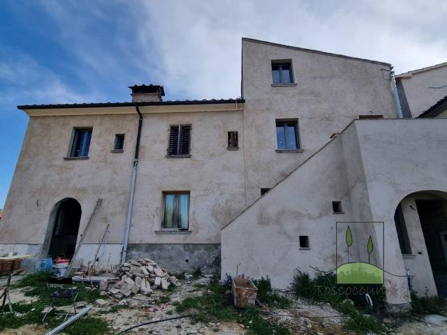 Casa indipendente in vendita a Terricciola PI