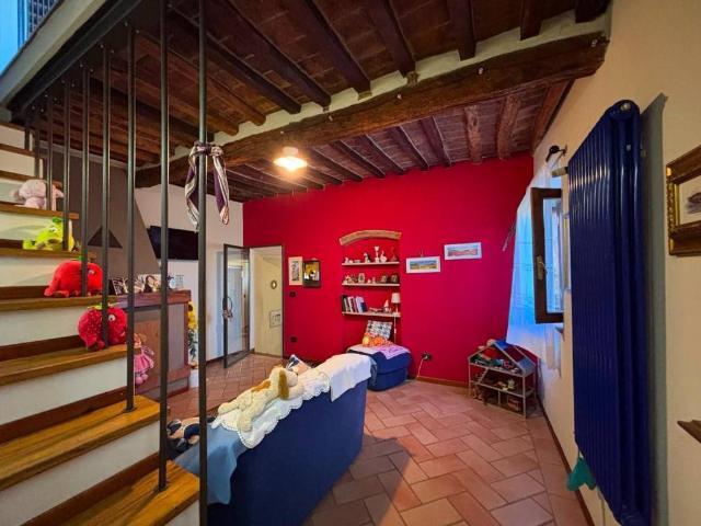 Casa indipendente in vendita a Terricciola PI