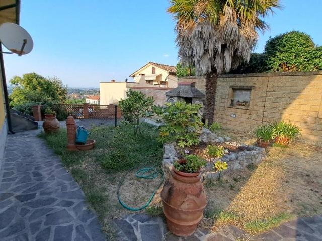Casa indipendente in vendita a Terricciola PI