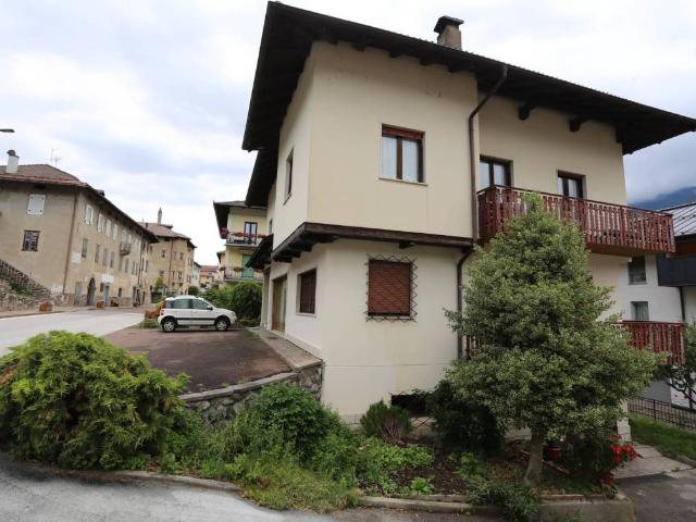 Casa indipendente in vendita a Terzolas TN