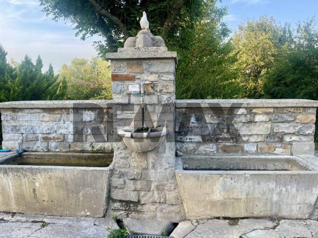 Casa indipendente in vendita a Tizzano Val Parma PR