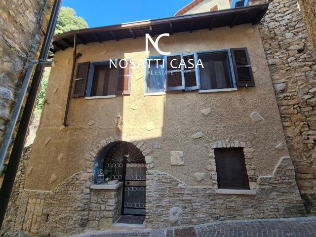 Casa indipendente in vendita a Tignale BS