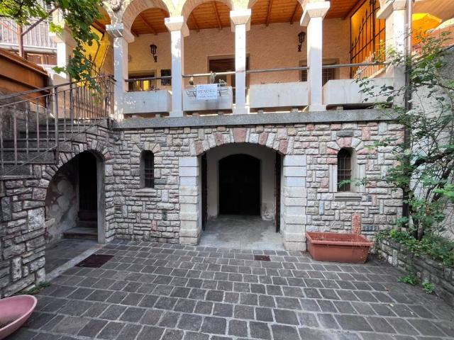 Casa indipendente in vendita a Tignale BS