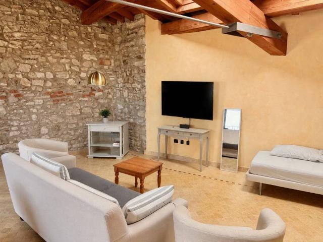 Casa indipendente in vendita a Tignale BS
