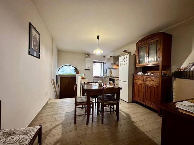 Casa indipendente in vendita a Tione Degli Abruzzi