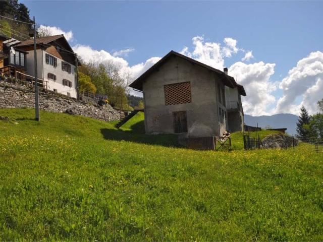 Casa indipendente in vendita a Trasquera VB
