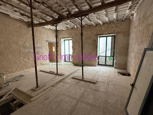 Casa indipendente in vendita a Trapani via Nunzio Nasi