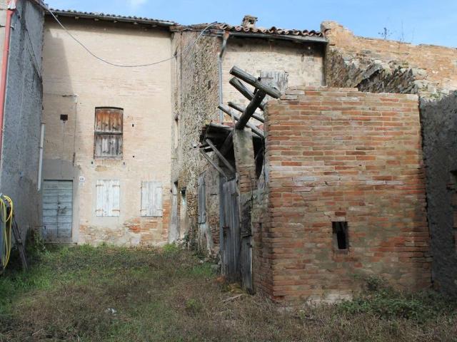 Casa indipendente in vendita a Traversetolo PR