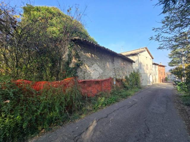 Casa indipendente in vendita a Traversetolo PR