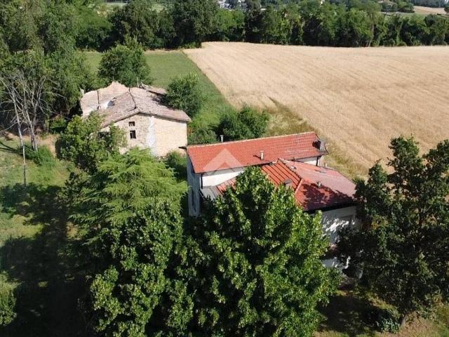 Casa indipendente in vendita a Traversetolo PR