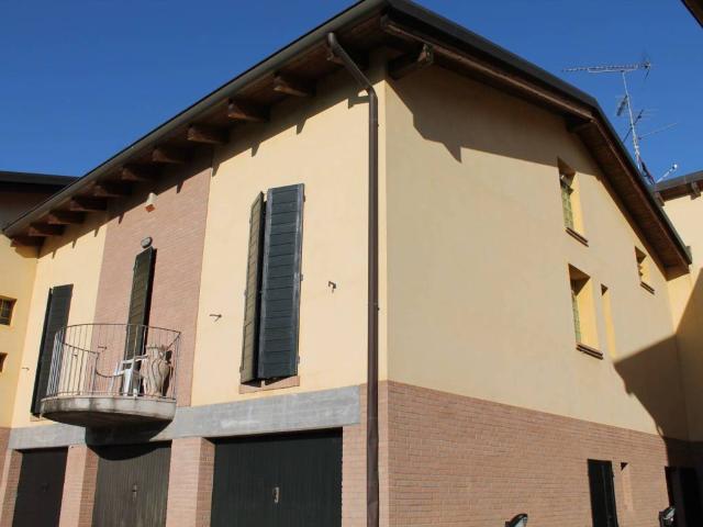 Casa indipendente in vendita a Traversetolo PR