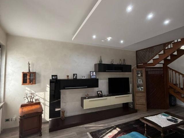 Casa indipendente in vendita a Trecate NO