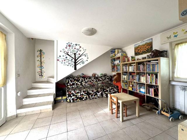Casa indipendente in vendita a Trecastelli AN