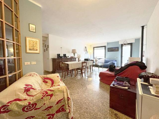 Casa indipendente in vendita a Trecastelli AN