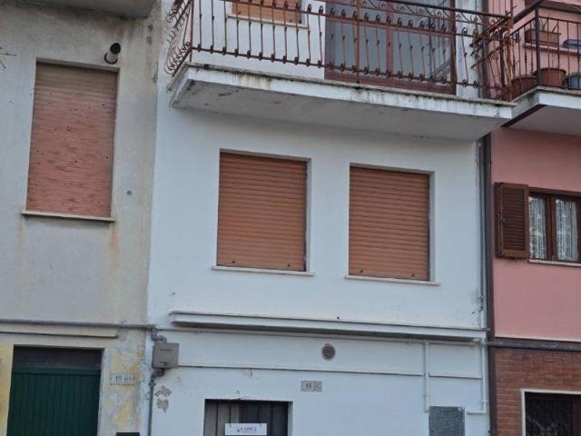 Casa indipendente in vendita a Treia MC