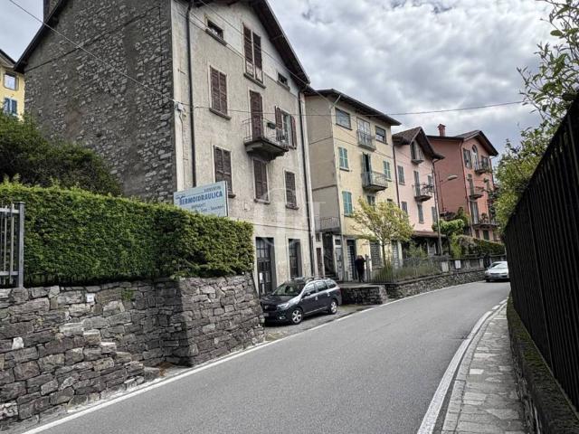 Appartamento in vendita a Tremezzina CO
