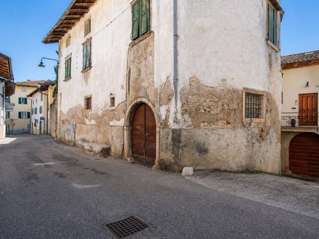 Casa indipendente in vendita a Trento TN
