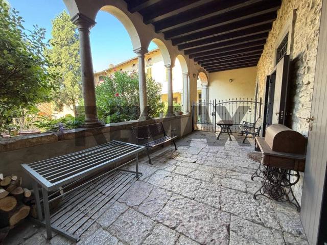 Casa indipendente in vendita a Trescore Balneario BG