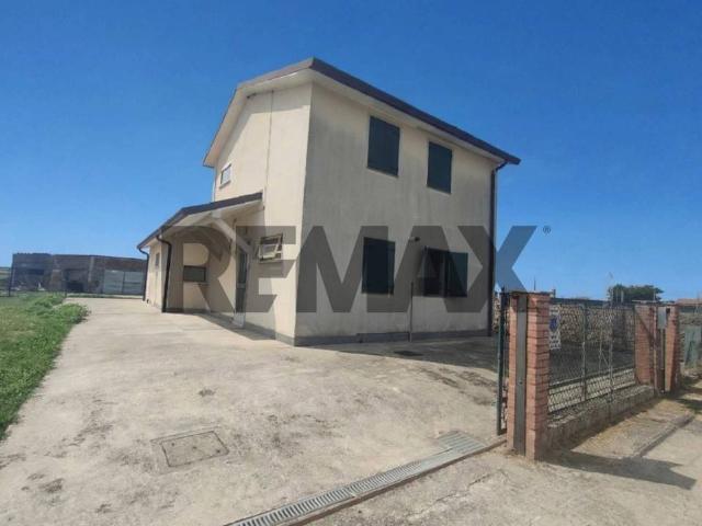 Casa indipendente in vendita a Tresignana FE