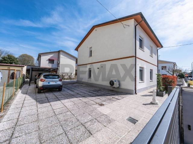 Casa indipendente in vendita a Tresignana FE